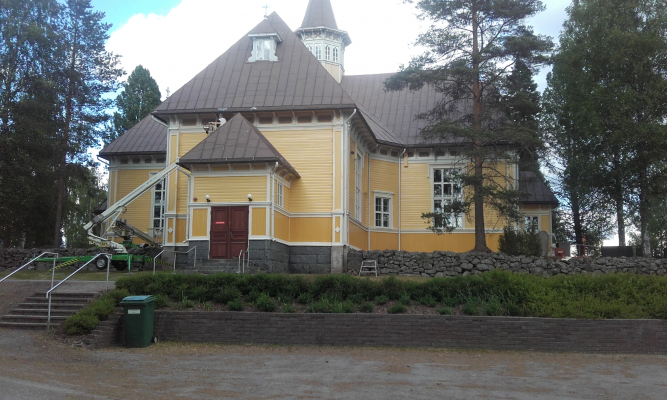 Töysän kirkon ulkomaalaus 2018