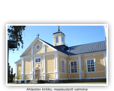 Ahlaisten kirkko, maalaustyöt valmiina